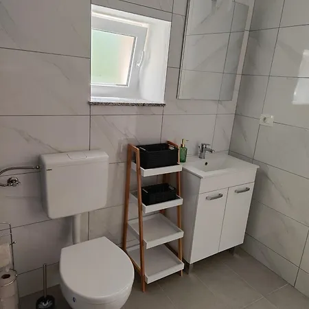 Una Apartmán